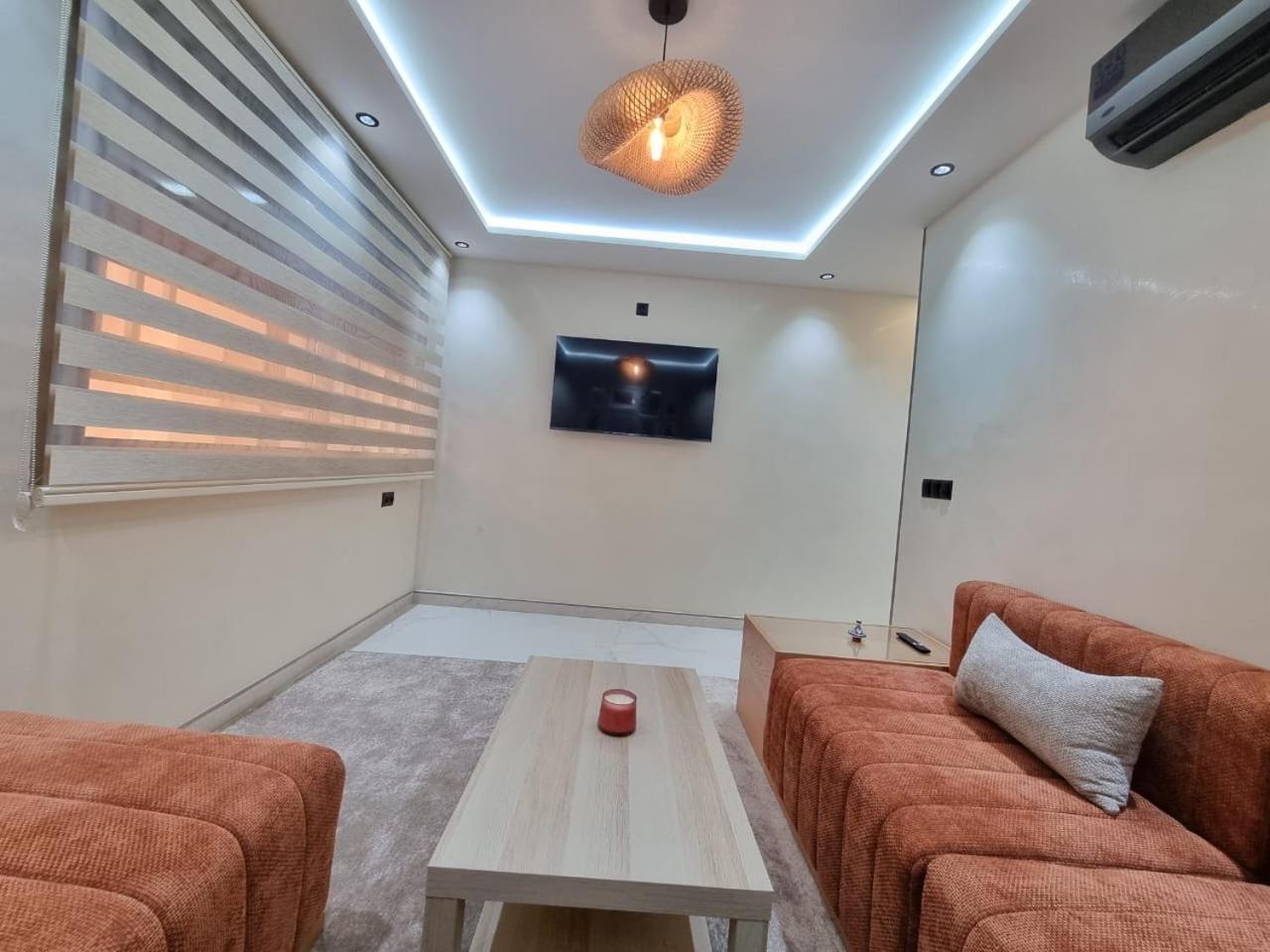 Trendy 2-bedroom Oasis Near Restaurants And Cafes - Air Conditioners! Tánger